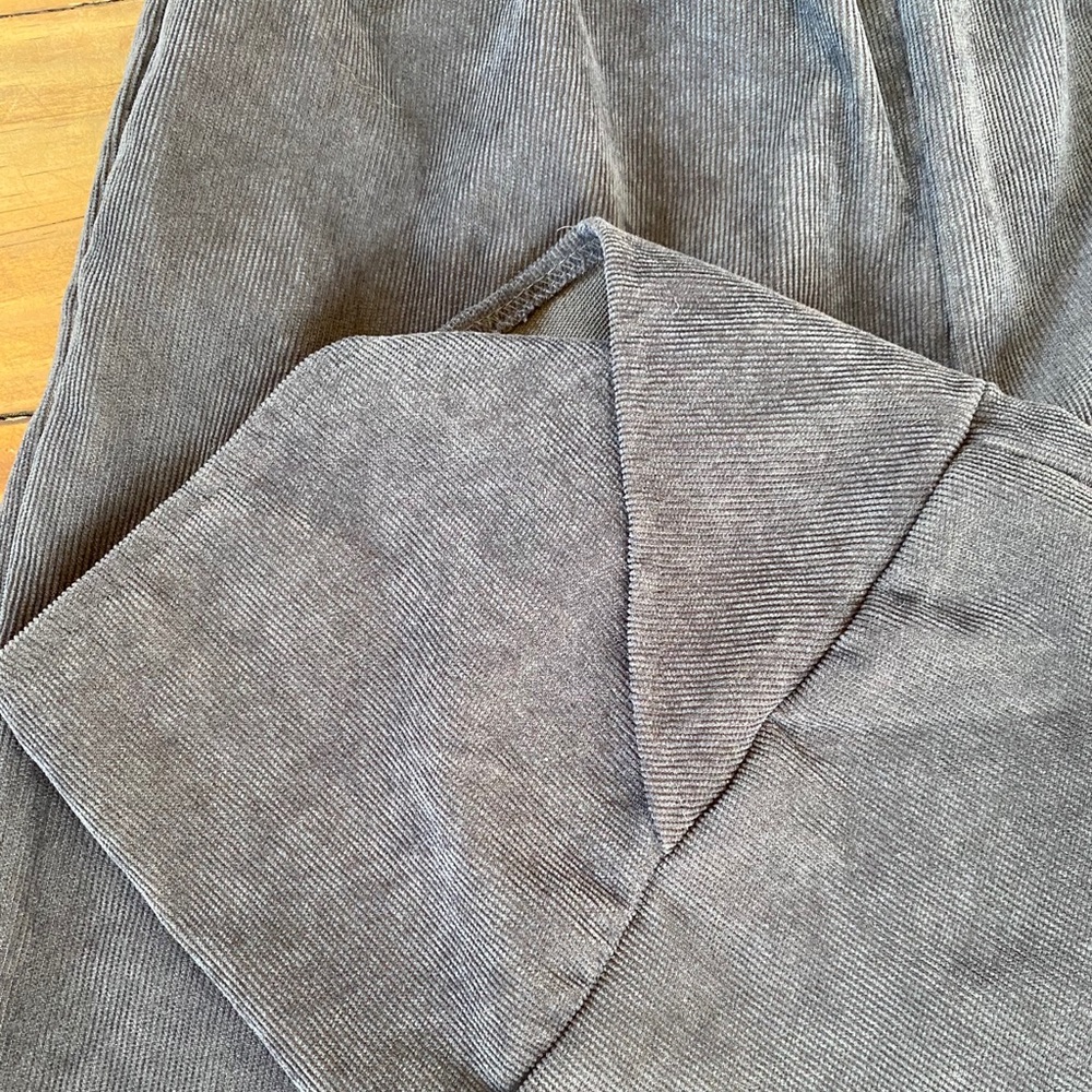 Pants - Picture 5 of 5